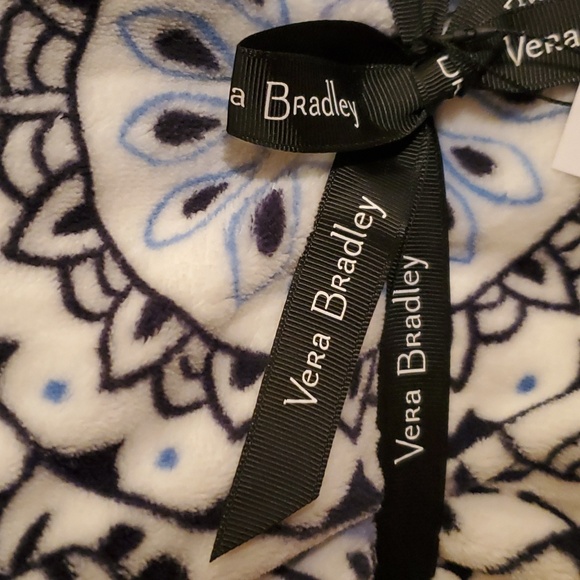 Vera Bradley Throw Blanket - Picture 2 of 8